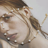 Mala ogrlica od bisera u zlatu