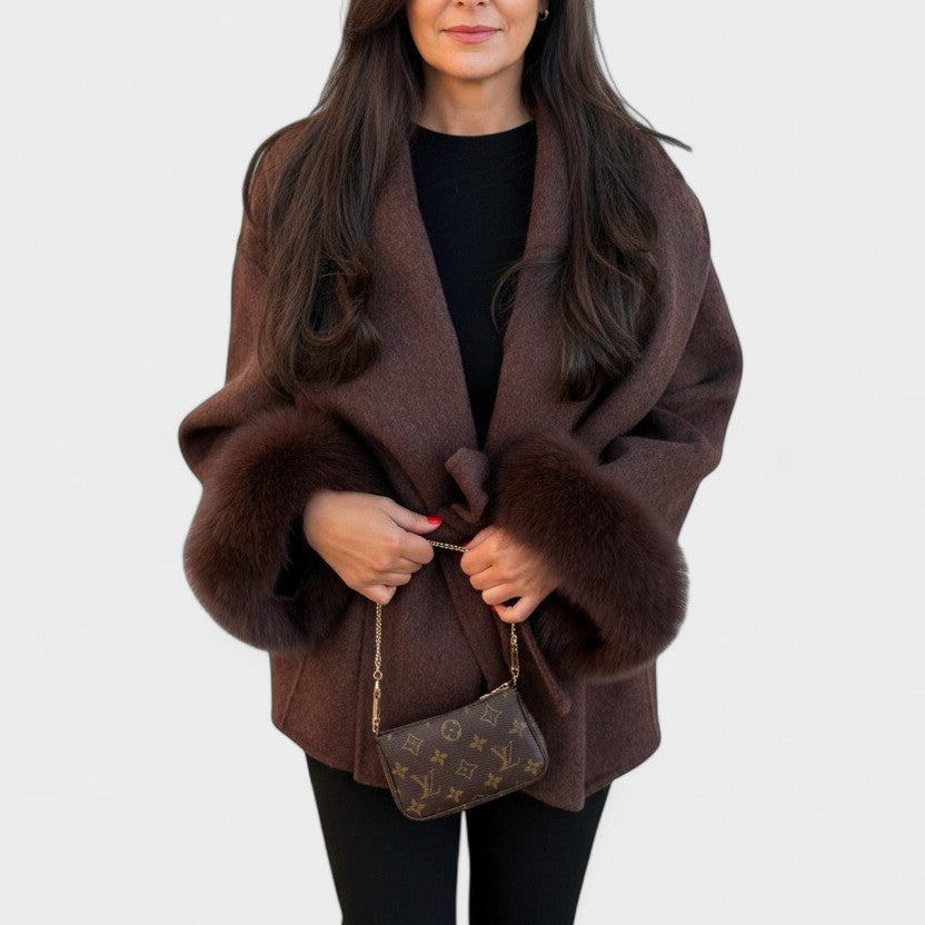 Dagmar™ | Elegantni kaput s eko krznom